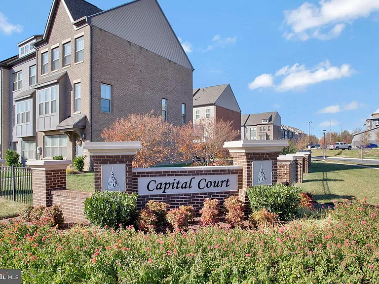 130 Capital Ct — Photo 38