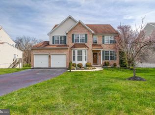1300 Meadowview Dr, Pottstown, PA 19464