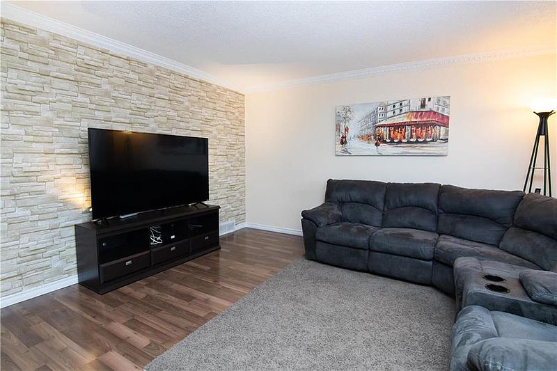 Winnipeg Townhouse for rent - 3 Bedrooms — photo 11
