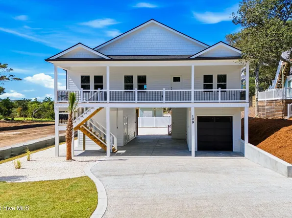 109 SE 37th Street, Oak Island, NC 28465