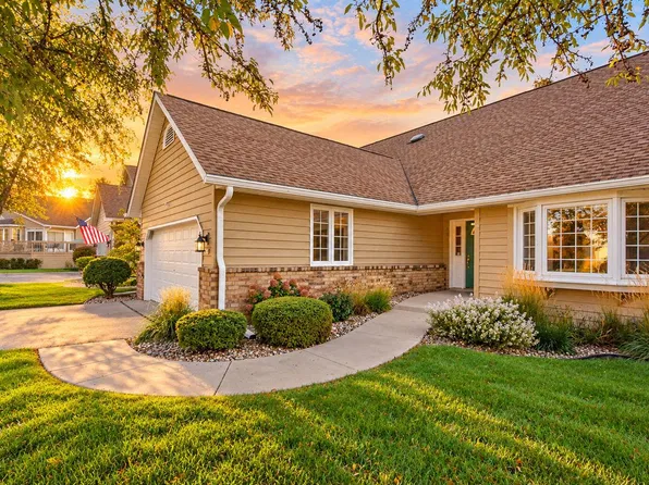858 Augusta #C, Waterford, WI 53185