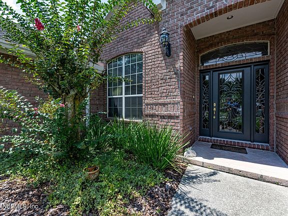 5th image of 8620 PEBBLE CREEK Lane