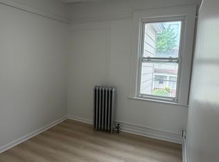 8927 168th St, Jamaica, NY 11432
