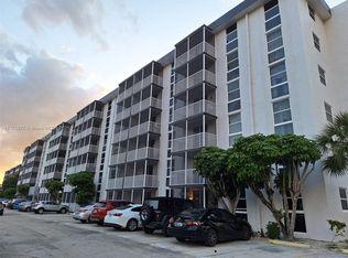 16851 NE 23rd Ave #B101, North Miami Beach, FL 33160