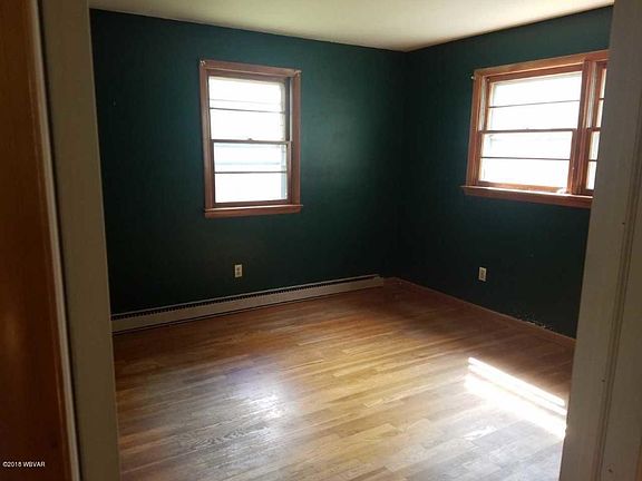 5th image of 63 Grandview Dr