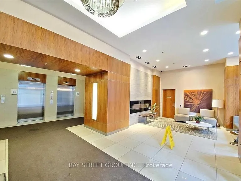50 Town Centre Ct #2906 — Photo 10