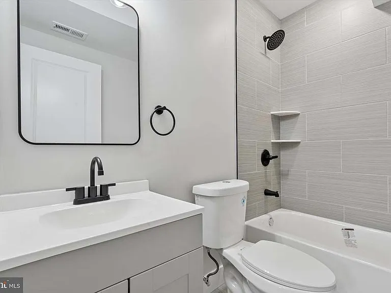 518 W Susquehanna Ave #1 — Photo 10