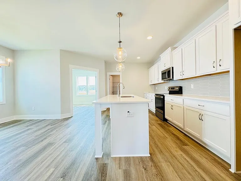 2116 Big Falls Dr — Photo 10