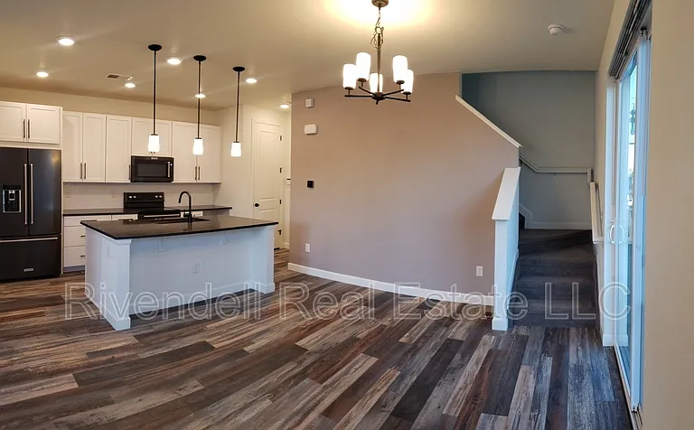 2979 Low Meadow Blvd — Photo 2