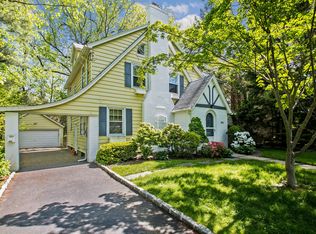863 Carleton Rd, Westfield, NJ 07090