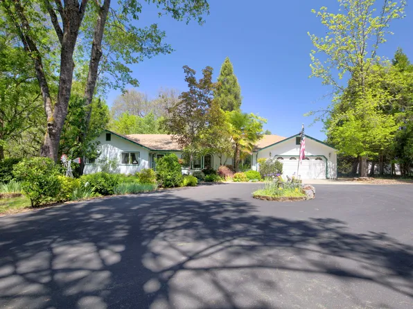 258 Walker Rd, Grants Pass, OR 97527