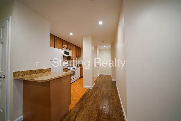 Rented by Sterling Realty Solution Inc | media 24