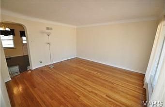 5th image of 1 Elm Dr