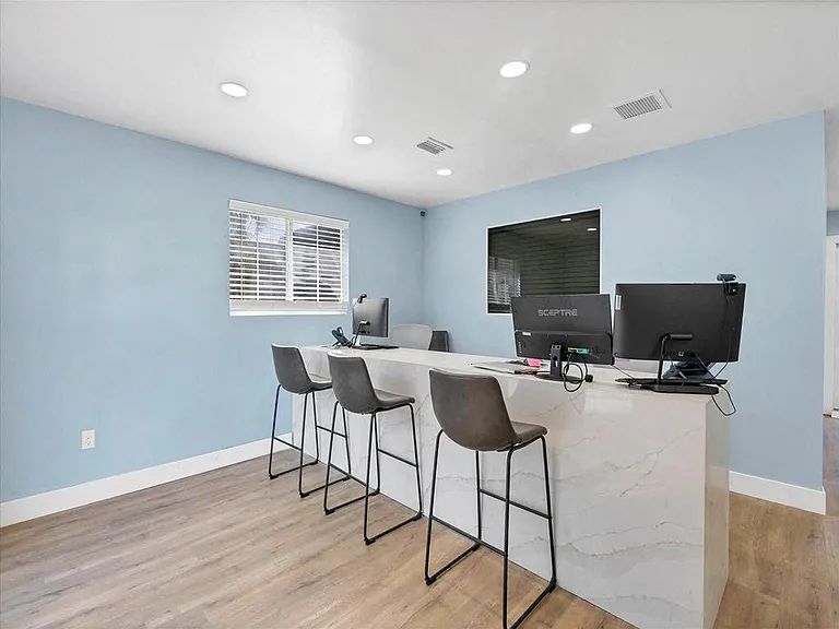 The Enclave at 3726 — Photo 21