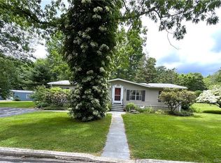 66 Colchester Cmns, Colchester, CT 06415