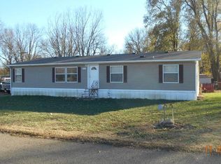 203 Orchard St, Council Grove, KS 66846