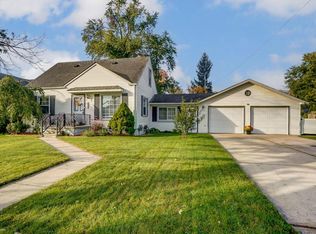 26875 W Huron River Dr, Flat Rock, MI 48134