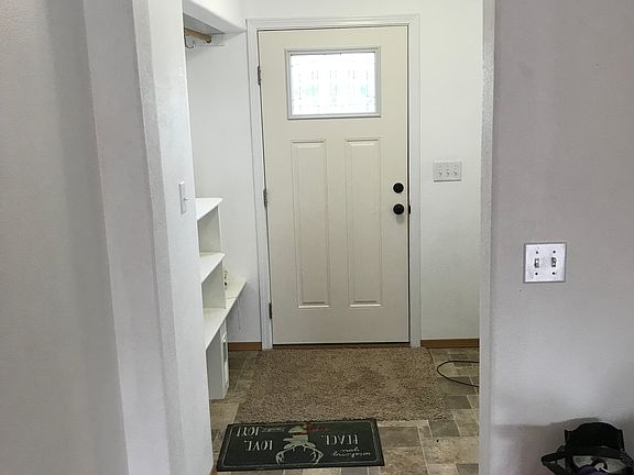 Front entry mud room