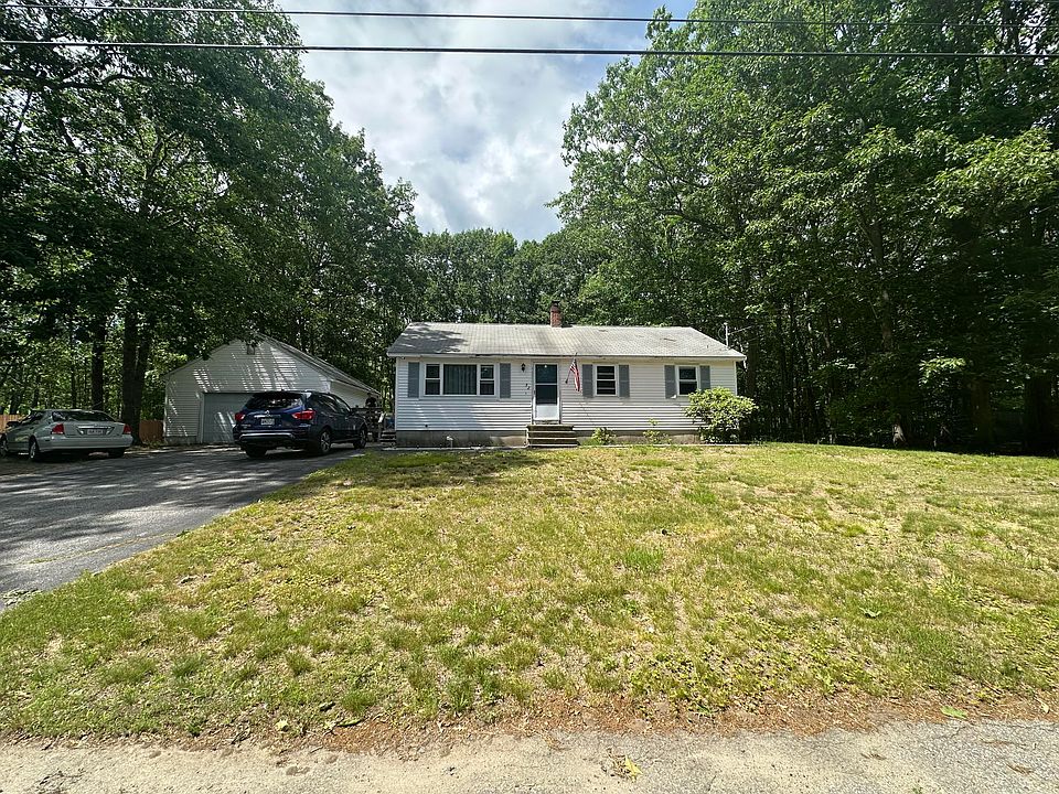 1st image of 32 Pierce Avenue