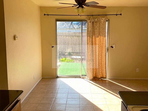 3rd image of 2442 Burlington Pl