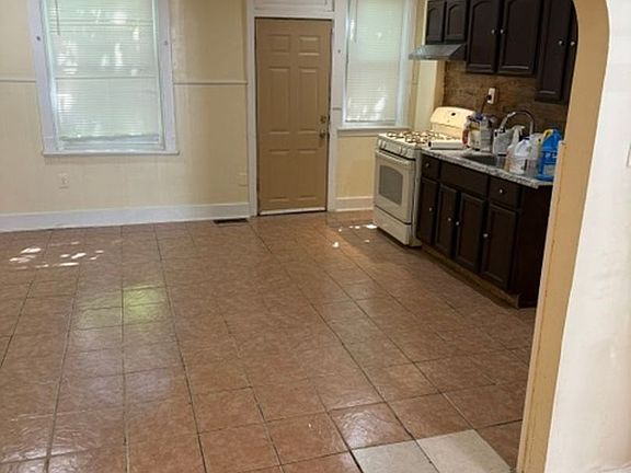 2nd image of 2536 S Millick St