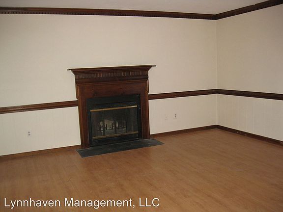 3rd image of 5769 Rivermill Cir