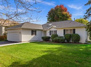 757 N 1st St, Elburn, IL 60119
