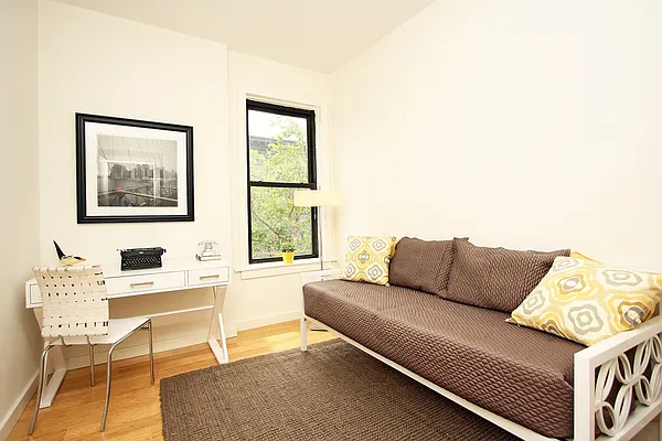 Sold by Resimplefy | media 14