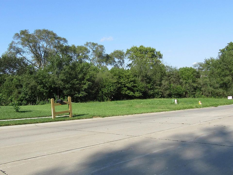 2nd image of 1304 Alberta Ave