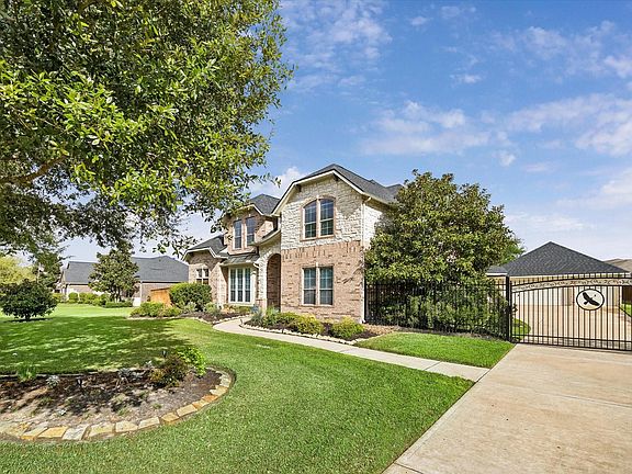 2nd image of 20810 E Cameron Ridge Dr
