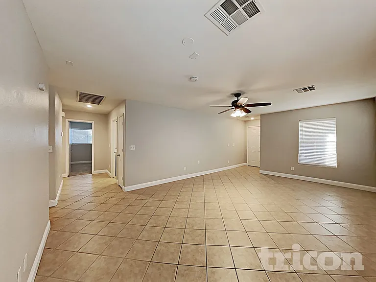 8236 Calico Wind St — Photo 4