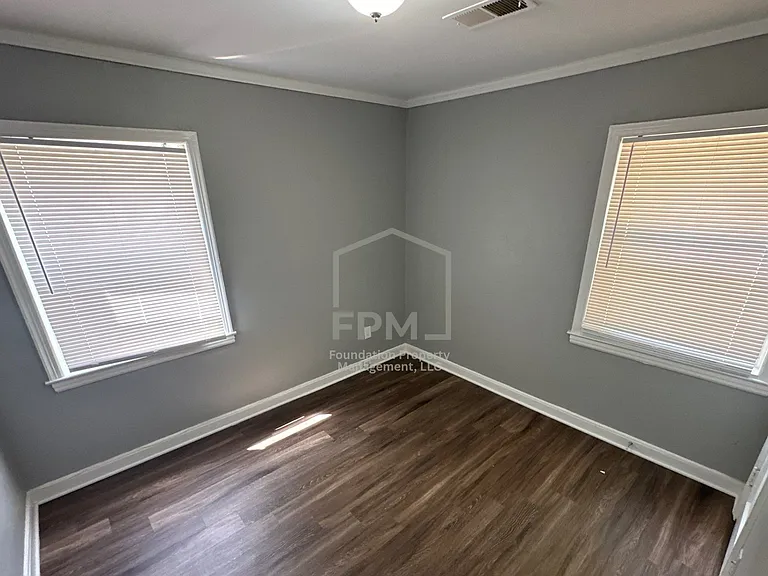 3030 Gulf Ave — Photo 9