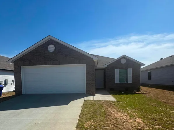 1229 Agogo Ln, Conway, AR 72034