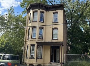106 Washington St, Newburgh, NY 12550