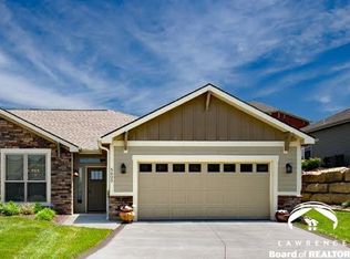 5605 Chimney Rocks Cir, Lawrence, KS 66049