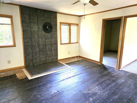 4th image of 79906 Greenleaf Rd