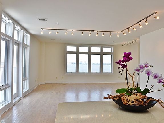 3rd image of 90 Bay Street Lndg APT 8H