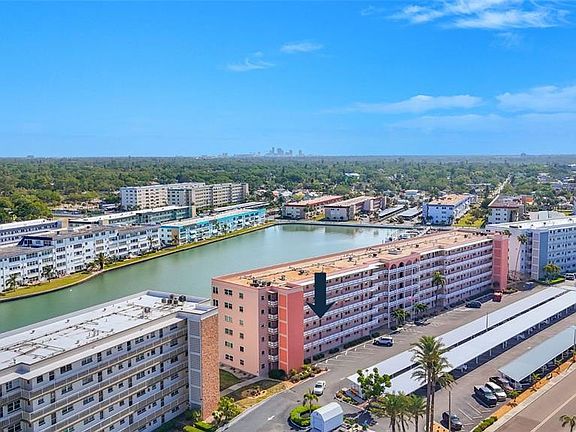 2nd image of 6025 SHORE BOULEVARD S #303