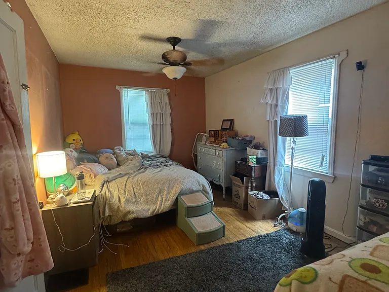914 Oak St — Photo 11