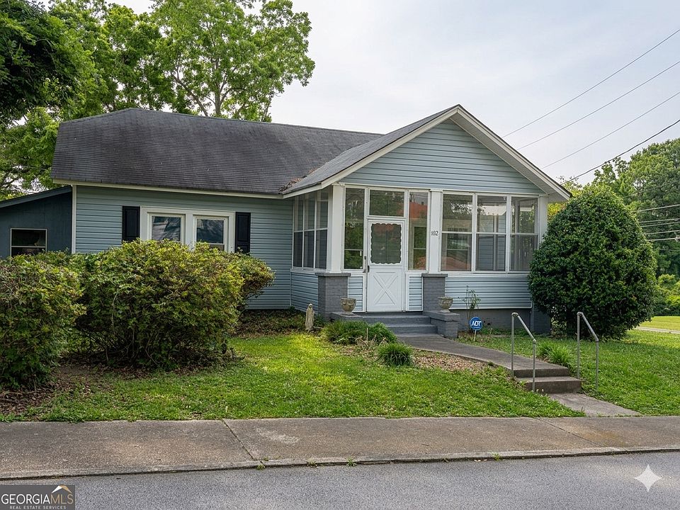 1st image of 102 Johnson St
