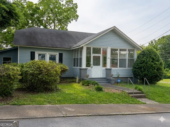 102 Johnson St, Hogansville, GA 30230