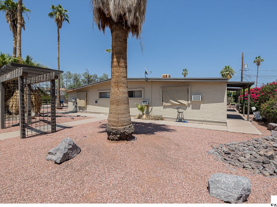 1st image of 903 S Kenwood Cir APT 2