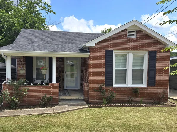 527 S Main St, Waynesboro, TN 38485