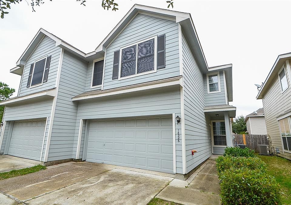 1st image of 14326 Mirkwood Ln