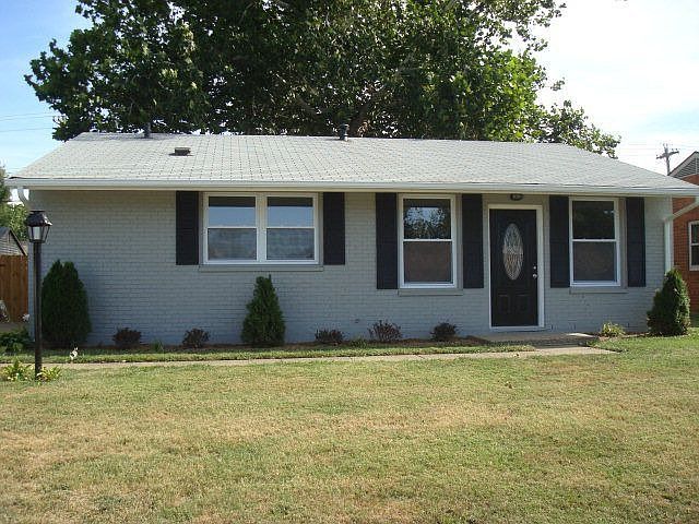 1st image of 2048 Wyandotte Ave