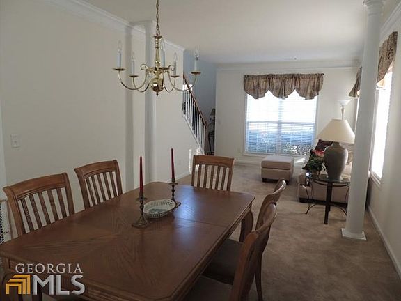 3rd image of 800 Bradley Cir