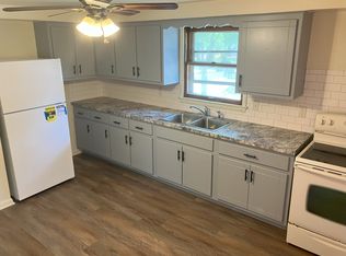 9200 W Carmen Ave, Milwaukee, WI 53225
