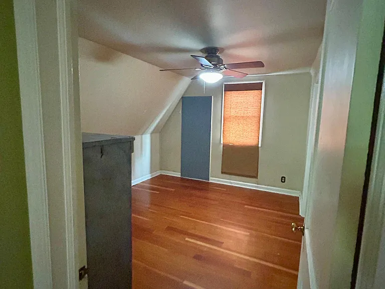 617 1st Ave NW — Photo 22