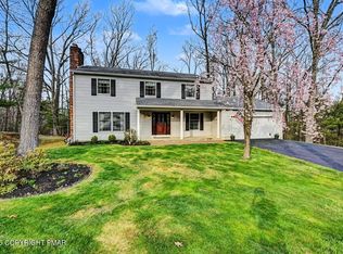 1105 Francis Ln, Stroudsburg, PA 18360