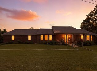 300 Charlie Pile Rd, Guston, KY 40142
